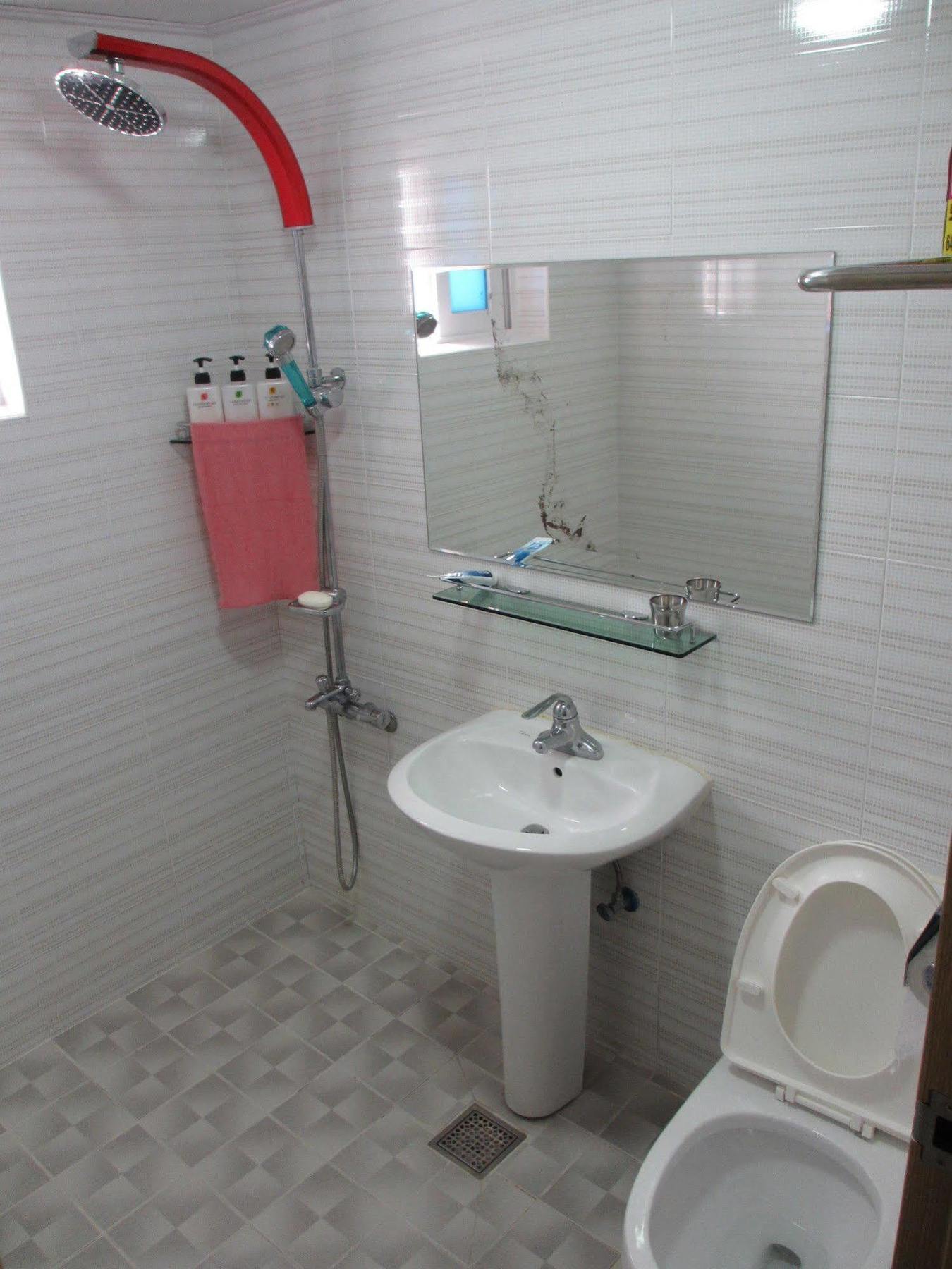 Moiri Guesthouse Йосу Екстер'єр фото
